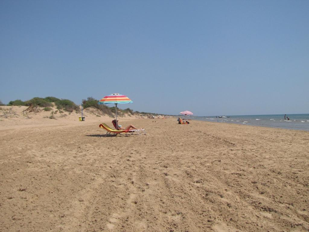 Residence Del Mare Casesicule Santa Maria Del Focallo Δωμάτιο φωτογραφία