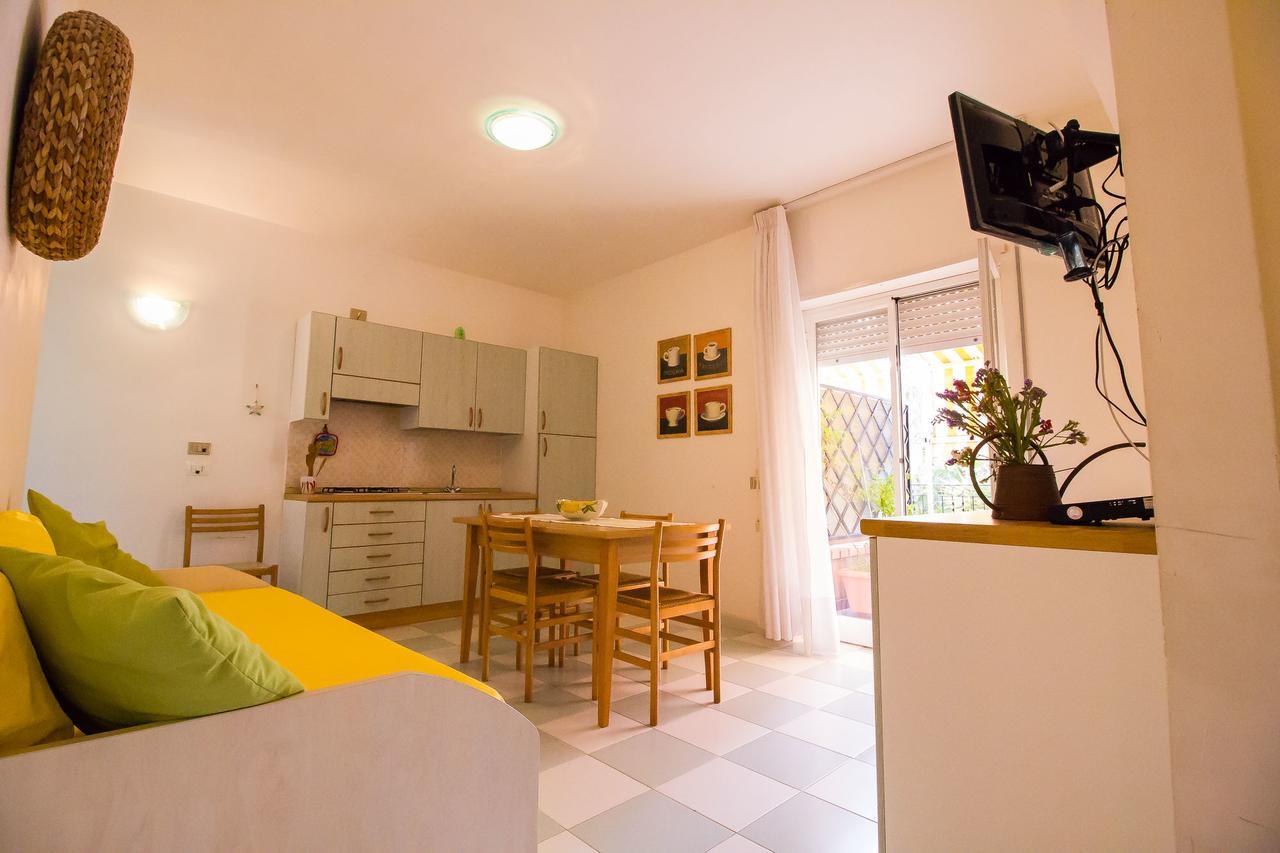 Residence Del Mare Casesicule Santa Maria Del Focallo Εξωτερικό φωτογραφία