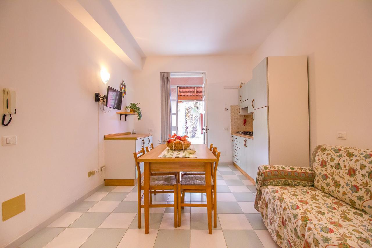 Residence Del Mare Casesicule Santa Maria Del Focallo Εξωτερικό φωτογραφία